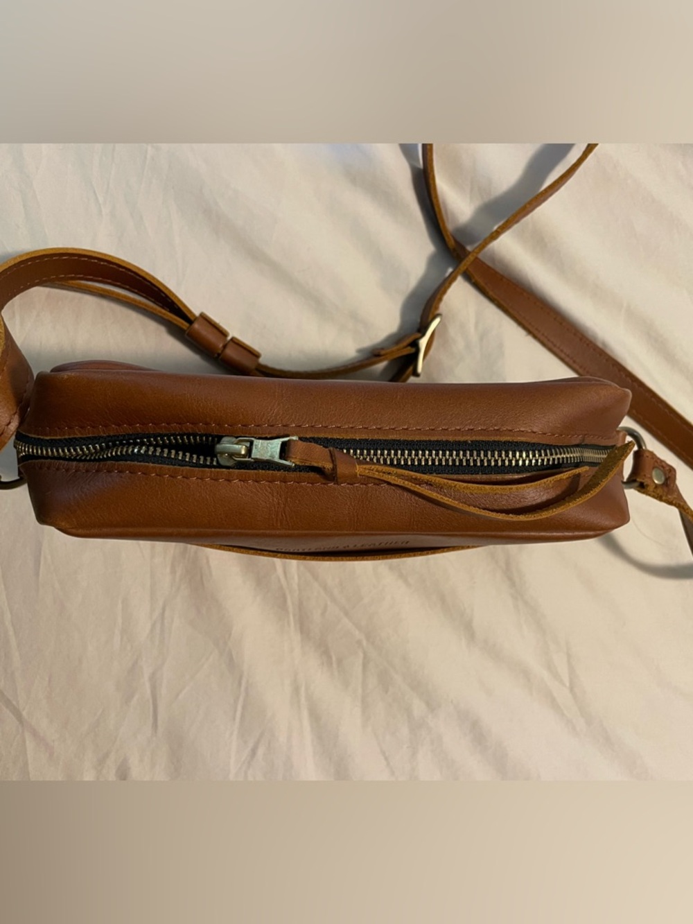 Portland Leather Toaster Crossbody Bag - Picture 5 of 9